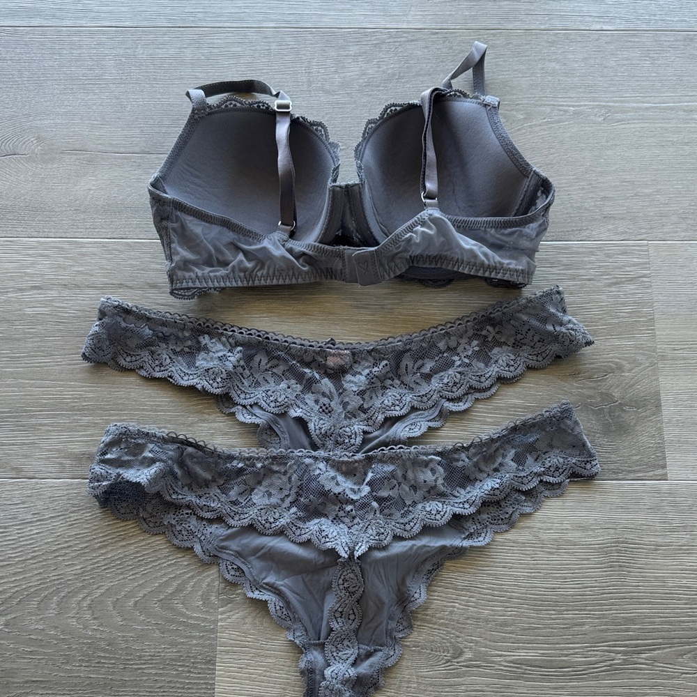 Victoria's Secret Shimmery Silver Lace Bra & Thong Set - Picture 2 of 6